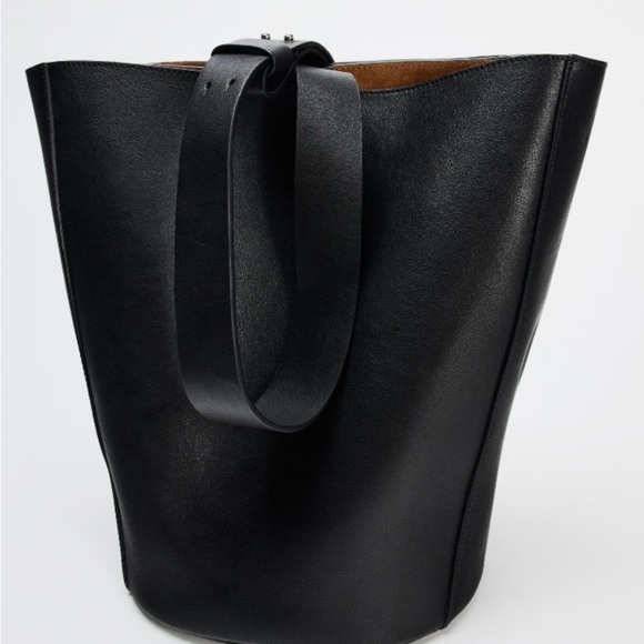 Zara Elegant Black Tote Bag - Picture 4 of 6